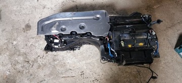 ОБОГРЕВАТЕЛЬ AUDI A4 B8 8K1820005AT