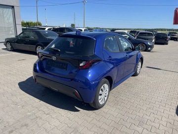 Toyota Yaris IV Hatchback 1.5 Dynamic Force 125KM 2021 Toyota Yaris Klimatyzacja Kamera cofania Tempomat, zdjęcie 3