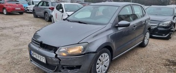 Volkswagen Polo V Hatchback 5d 1.6 TDI-CR DPF 90KM 2011 Volkswagen Polo 122011r, 1.6 TDI. Lekko uszkodzony przod. Jezdzi. 1.6, zdjęcie 1