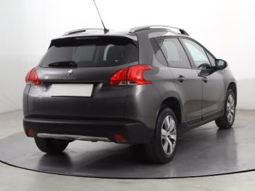 Peugeot 2008 I SUV Facelifting 1.2 PureTech 110KM 2016 Peugeot 2008 1.2 PureTech, Salon Polska, zdjęcie 4