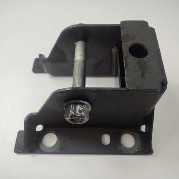 КРЕПЛЕНИЕ ПРУЖИНЫ RENAULT MASTER OPEL MOVANO NISSAN NV400 552020006R
