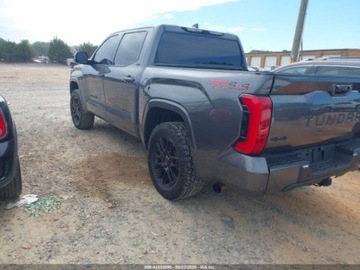 Toyota Tundra II 2022 Toyota Tundra SR5 2022, od ubezpieczalni 3.4 Benzyna 389KM, zdjęcie 4