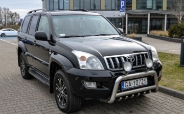 Toyota Land Cruiser IV 3.0 D-4D 173KM 2007 Toyota Land Cruiser 3,0D-4D Bezwypadkowy Salon PL 3.0 Diesel 173KM, zdjęcie 5