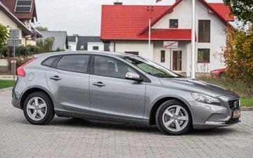 Volvo V40 II Cross Country D2 115KM 2014 Volvo V40 1.6D 115KM Navi Led Pdc Alu Full Serwis Gwarancjia 1.6 Diesel, zdjęcie 2