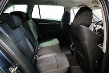 Skoda Octavia III Liftback Facelifting 1.5 TSI ACT 150KM 2020 Škoda Octavia Skoda Octavia Style*Salon, zdjęcie 27