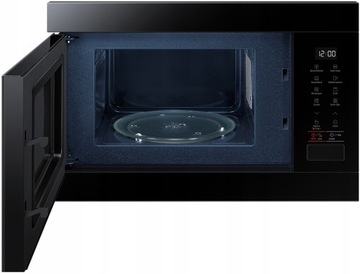 Духовка и варочная панель Samsung + холодильник + посудомоечная машина + микроволновая печь, черный