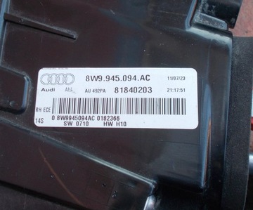 AUDI A4 B9 KOMBI SVĚTLO LED ZADNÍ PRAVÁ ORIGINÁLNÍ 8W9945094AC
