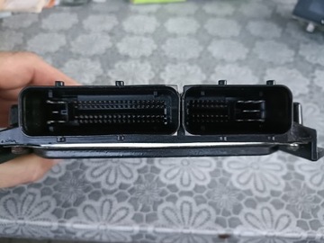 JEDNOTKA ŘÍZENÍ MOTORU NISSAN PATHFINDER R51 NAVARA D40 23710-EC05B