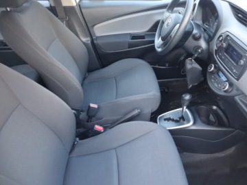 Toyota Yaris III Hatchback 5d Facelifting 2017 1.5 Hybrid 100KM 2020 Toyota Yaris 1.5 Hybrid, Salon Polska, zdjęcie 8