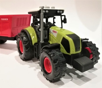 Большой тракторный комбайн для фермера-фермера