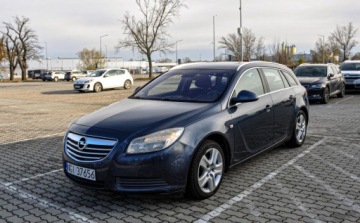 Opel Insignia I Sports Tourer 1.8 Twinport ECOTEC 140KM 2009 Opel Insignia 1,8 LPG 1.8 BenzynaLPG 140KM