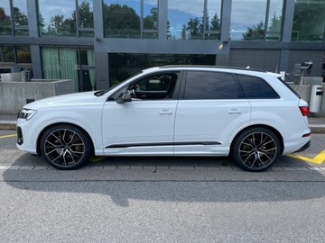 Audi Q7 II SUV Facelifting  3.0 50 TDI 286KM 2025 AUDI Q7 50 TDI quattro S Line Suv 3.0 (286KM) 2025, zdjęcie 1