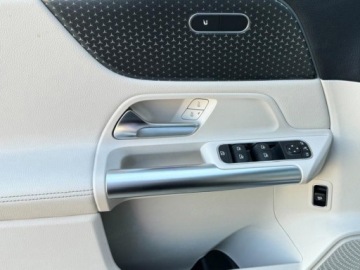 Mercedes GLA II Off-roader Facelifting 1.3 200 163KM 2026 Od ręki - 200 (163KM) Progressive | Dach panoramiczny + Kamera cofania, zdjęcie 8