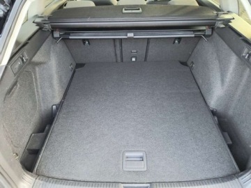 Volkswagen Golf VIII Alltrack 2.0 TDI 200KM 2022 Volkswagen Golf Alltr. 4Mot. ASO 2.0TSI 200KM bezwypadkowy pakiety panoram, zdjęcie 18