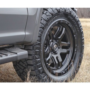 Felga alu USA 17x9 5x127 E1 Jeep Wrangler JK