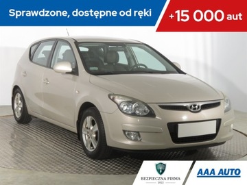 Hyundai i30 I Hatchback 1.6 126KM 2009 Hyundai i30 1.6 CVVT, Salon Polska, Klima