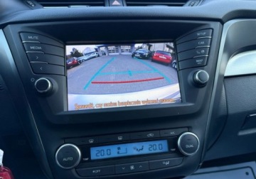 Toyota Avensis III Wagon Facelifting 2015 2.0 D-4D 143KM 2018 Toyota Avensis salon Polska 2.0 Diesel 143KM, zdjęcie 3