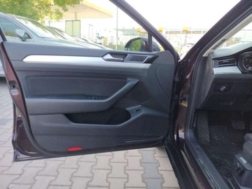 Volkswagen Passat B8 Limousine 1.8 TSI BlueMotion Technology 180KM 2017 Volkswagen Passat Salon PL, FV23, ACC, ASO, DSG 1.8 Benzyna 180KM, zdjęcie 9