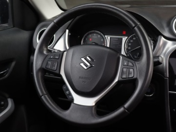 Suzuki Vitara III SUV 1.6 VVT 120KM 2016 Suzuki Vitara 1.6 VVT, Salon Polska, zdjęcie 19
