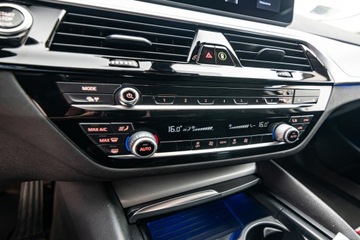 BMW Seria 5 G30-G31 Limuzyna Facelifting 2.0 518d 150KM 2021 Od ręki - BMW Seria 5 518d aut Sedan 2.0 150KM 2021, zdjęcie 19