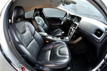 Volvo V40 II Hatchback Facelifting 2.0 D2 120KM 2016 Volvo V40 LiFT Full Led Ocean Race Ledy Digital, zdjęcie 24