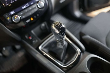 Nissan Qashqai II Crossover Facelifting 1.3DIG-T 140KM 2019 Nissan Qashqai 1.3 DIG-T N-Connecta 1.3 Benzyna 140KM, zdjęcie 26