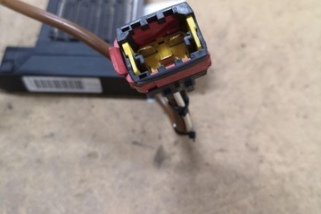 CHLADIČ ELEKTRICKÉ RADIÁTORU PEUGEOT 407 SW (6E_) 4PUH18K463AF 2.0L