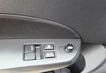 Suzuki Swift V Hatchback 5d 1.2 VVT 94KM 2012 Suzuki Swift 1,2 Ben 94 km 1.2 Benzyna 94KM, zdjęcie 11