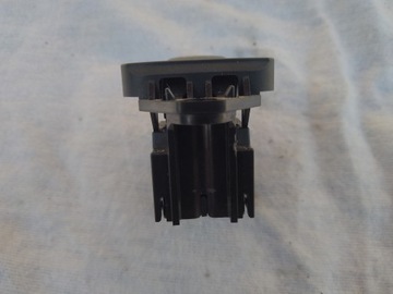 ПАНЕЛЬ УПРАВЛЕНИЯ ЗАДНИМ СТЕКЛОМ V60 S60 II КНОПКА