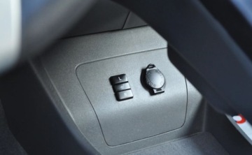 Toyota Prius III 2009 Toyota Prius 1.8 Hybryda 136KM, zdjęcie 29