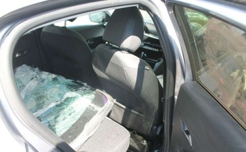 Peugeot 208 II Hatchback Facelifting 1.2 Hybrid 100KM 2024 Peugeot 208 1.2 Hybryda 101KM, zdjęcie 4