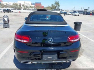 Mercedes Klasa C W206 2021 Mercedes-Benz Klasa C 300 4Matic 2021 2.0l 2.0 Benzyna 255KM, zdjęcie 4