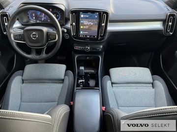 Volvo XC40 Crossover Facelifting 2.0 B3 163KM 2024 Volvo XC 40 FV23% Plus Dark B3 163KM+14KM Harman B, zdjęcie 12