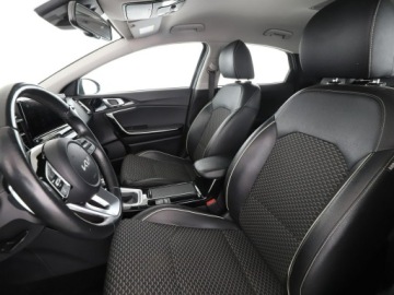 Kia XCeed PHEV 1.6 GDi Plug-in Hybrid 141KM 2022 Kia XCeed PHEV full LED navi klima auto kamera i, zdjęcie 13