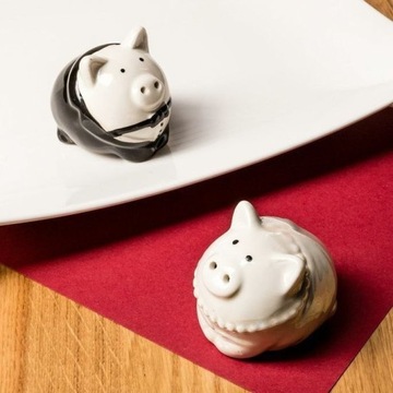 ЦЕПОЧКА СОЛЬ И ПЕРЦЫ СВАДЕБНЫЕ СВИНЬИ МОЛОДЫЕ ПАРЫ ДЕНЬ ВАЛЕНТИНА СВАДЬБА СВАДЬБА