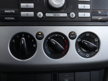 Ford Focus II Hatchback 5d 1.6 Duratec 100KM 2006 Ford Focus 1.6 16V, Klima, El. szyby, zdjęcie 16