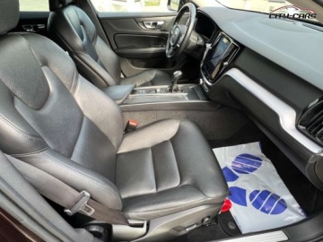 Volvo V60 I Kombi Facelifting 2.0 D3 DRIVE-E 150KM 2018 Volvo V60 2.0 Diesel 150KM LIFT Lakier w orygiale Bardzo zadbane, zdjęcie 23