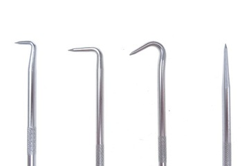 НАБОР ИЗ 4 ГОЛОВОК С УПЛОТНИТЕЛЬНЫМИ КОЛЬЦАМИ