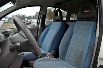 Fiat Panda II Hatchback 5d 1.1 MPI 54KM 2003 Fiat Panda Uszkodzony, zdjęcie 11