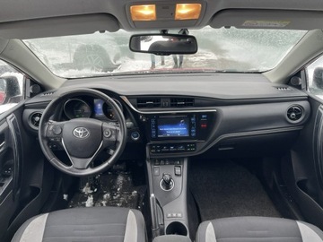 Toyota Auris II Hatchback 5d Facelifting 1.8 Hybrid 136KM 2015 Toyota Auris Hybryda Klimatronik Podgrzewanie, zdjęcie 7