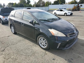 Toyota Prius III 2012 Toyota Prius V 2012 1.8l 1.8 Hybryda 98KM, zdjęcie 4
