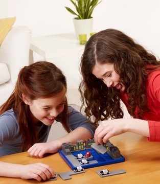 ЛОГИЧЕСКАЯ ИГРА РОАДБЛОК ПОЛИЦИЯ УМНЫЕ ИГРЫ