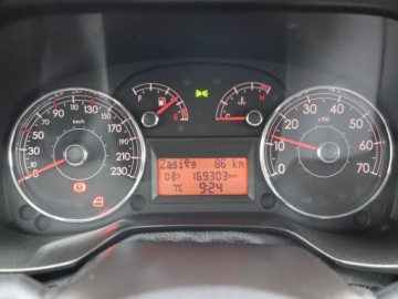 Fiat Punto Grande Punto Hatchback 5d 1.4 8v 77KM 2009 Fiat Grande Punto 1.4, Salon Polska, Klima, zdjęcie 10