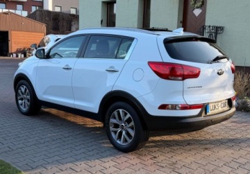 Kia Sportage III SUV Facelifting 1.6 GDI 135KM 2014 Kia Sportage 1.6 BiXenon Pano Navi Key-less Skora Kamera Bezwypadkowy, zdjęcie 3