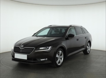 Skoda Superb III Kombi 2.0 TSI 272KM 2018 Skoda Superb 2.0 TSI, Salon Polska, 4X4, Automat, zdjęcie 1