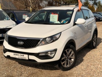 Kia Sportage III SUV Facelifting 1.7 CRDi 115KM 2015 Kia Sportage Biala perla Swietny stan Grzana kierownica 1.7 Diesel