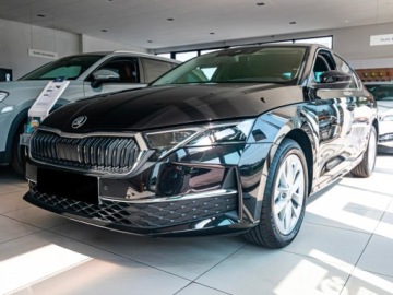 Skoda Octavia IV Liftback 1.5 TSI EVO 150KM 2026 SKODA Octavia Drive Selection 1.5 TSI mHEV DSG 150KM 2026, zdjęcie 2