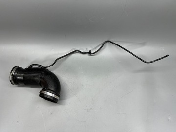 AUDI A4 B9 A5 F5 2.0TFSI PRZEWÓD POWIETRZA TURBOSPRĘŻARKI 06L129629A