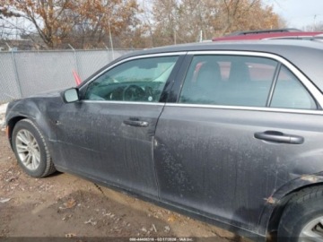 Chrysler 300C II 2020 Chrysler 300 Touring 2020 3.6 Benzyna 292KM, zdjęcie 1