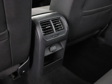 Volkswagen Golf Sportsvan Sportsvan 1.6 TDI BlueMotion 110KM 2015 Volkswagen Golf Sportsvan klimatyzacja grzane, zdjęcie 36